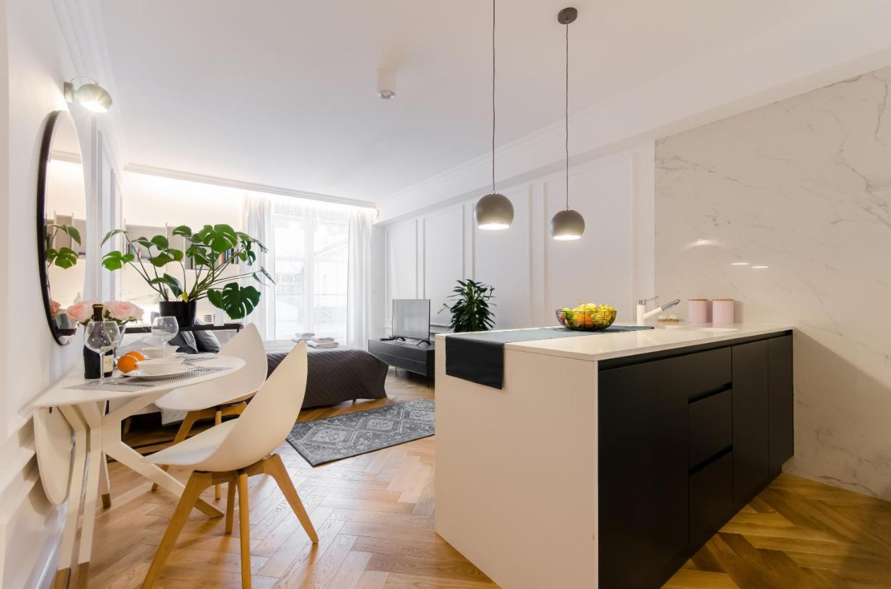 Old Town Premium Queen'S Apartments Cracovie Extérieur photo